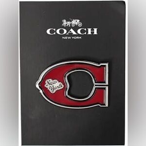New! Coach collectible New York pin!!